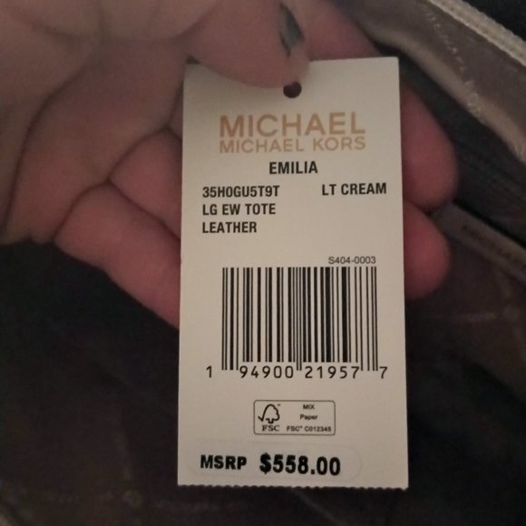 Michael Kors purse - Picture 7 of 7